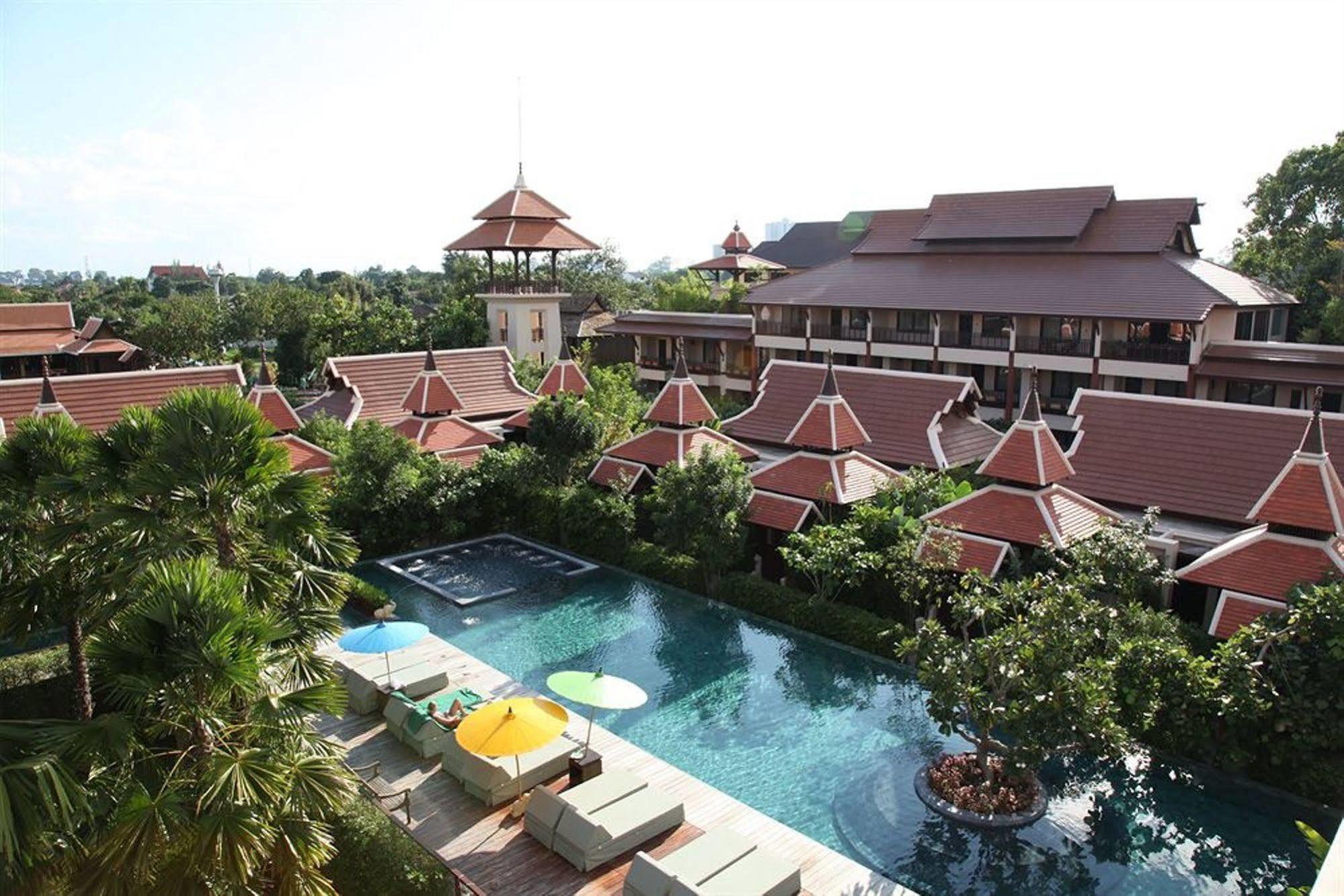 Siripanna Villa Resort & Spa Chiang Mai -Sha Extra Plus Exteriör bild